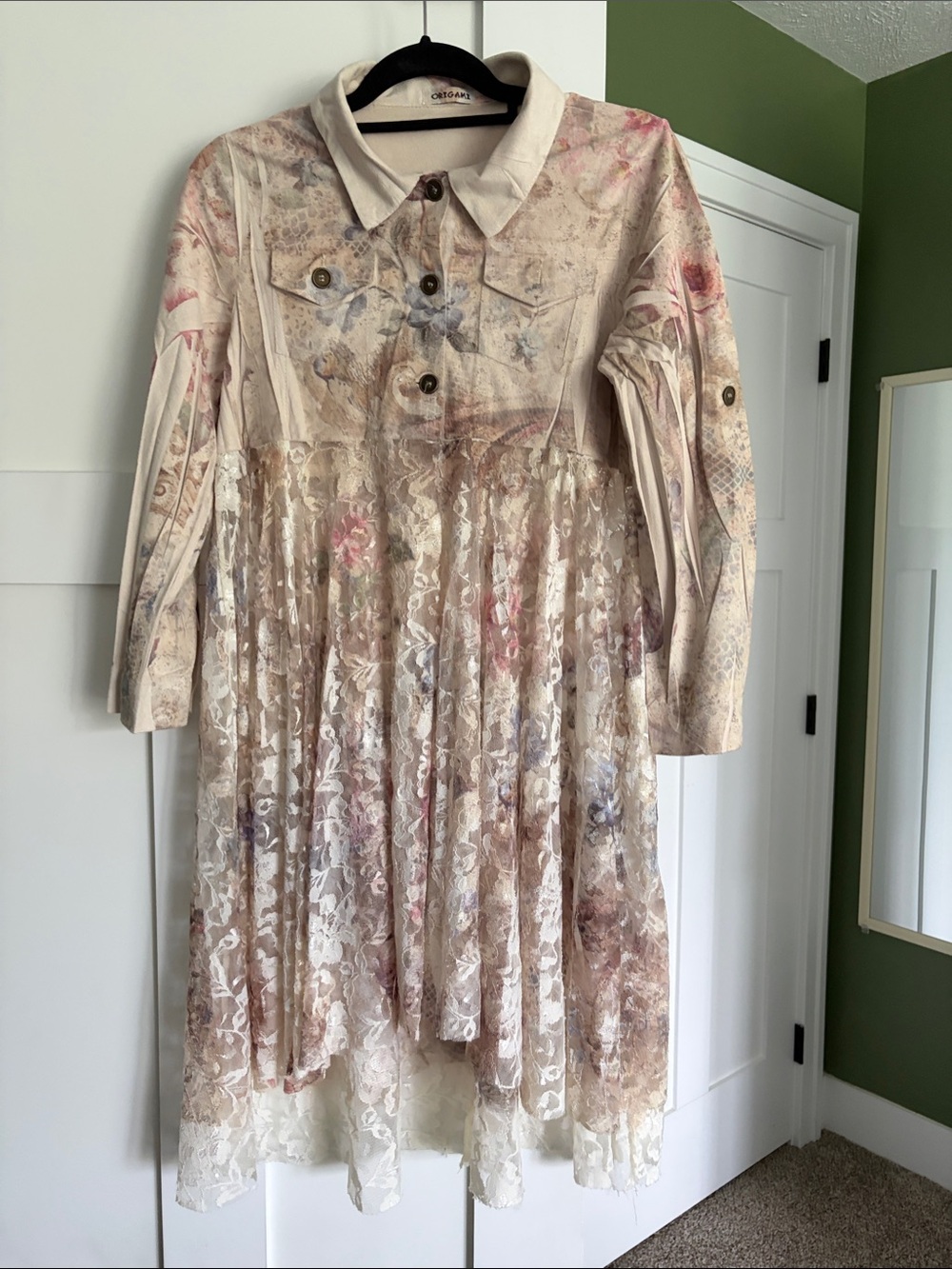 Women's Cream Floral Lace Tunic  with Button Front